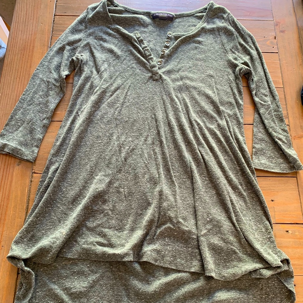 A Pea in a Pod Maternity tunic in heather green/olive